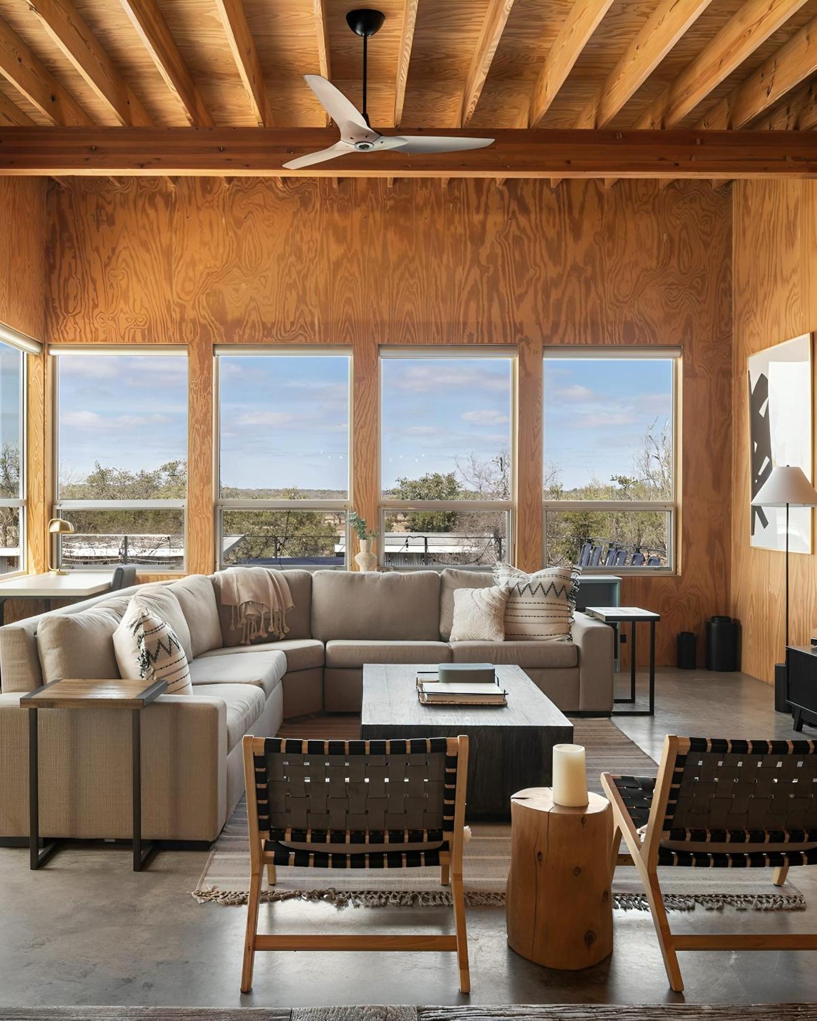 Lazo House - Riverfront With Overlooking Llano River Bagian luar foto