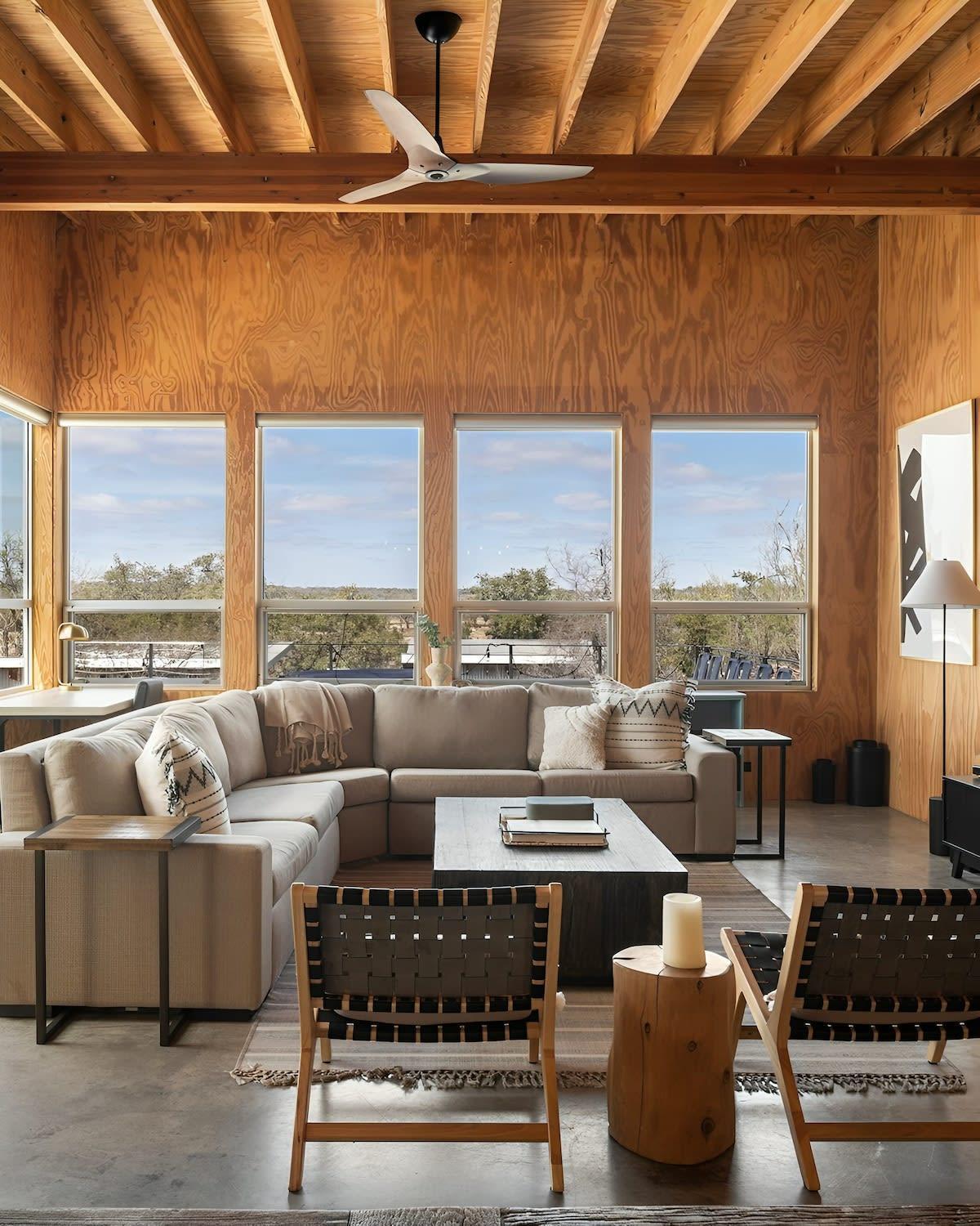 Lazo House - Riverfront With Overlooking Llano River Bagian luar foto